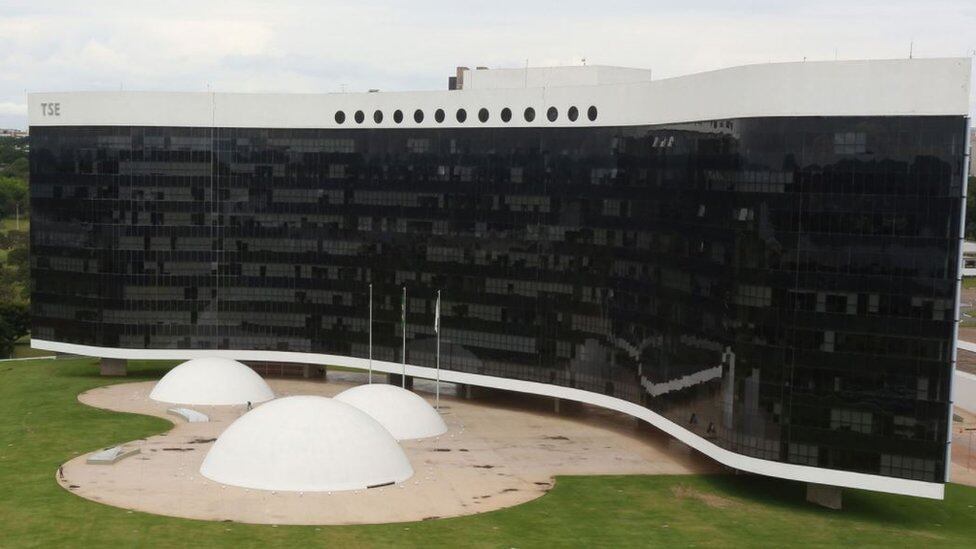 TSE afirma ter apoio de gigantes da internet contra as fake news