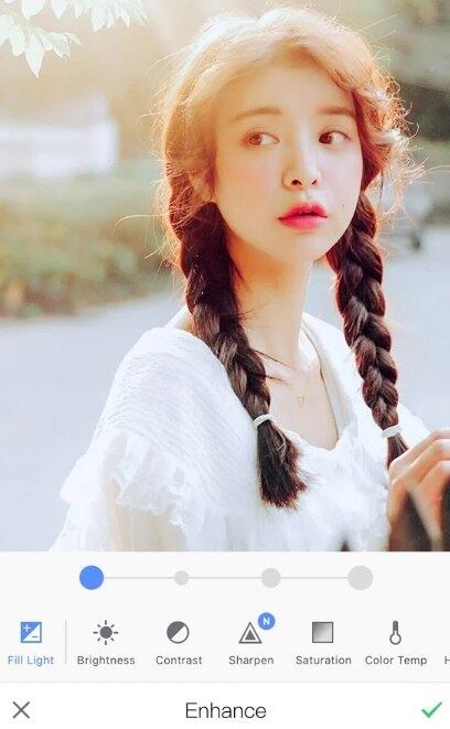 A Meitu ainda oferece outros aplicativos para deixar suas fotos mais bonitas. A empresa informa que fez um movimento e acelerou o processo de internacionalização
dos servidores. Com isso, as permissões serão revisadas