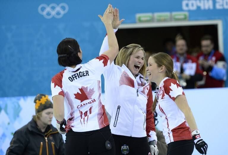 Felicidade das atletas do Canadá é maior porque país havia perdido em casa para a Suécia na Olimpíada de 2010