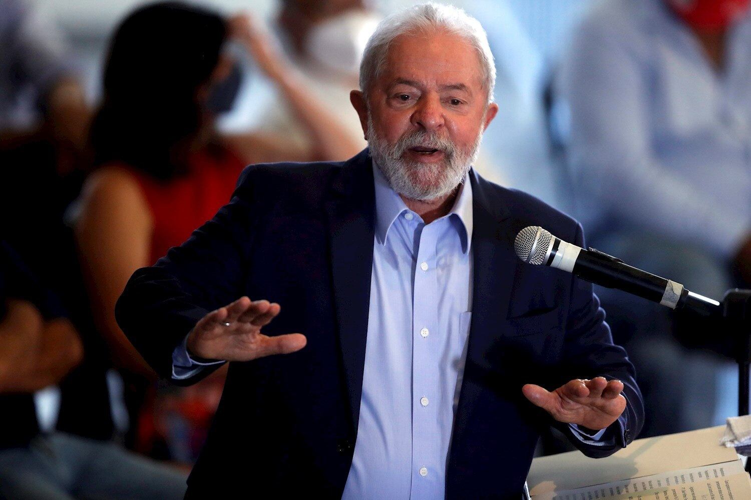 Lula fala de pesquisas eleitorais e da disposição de ser candidato em 2022