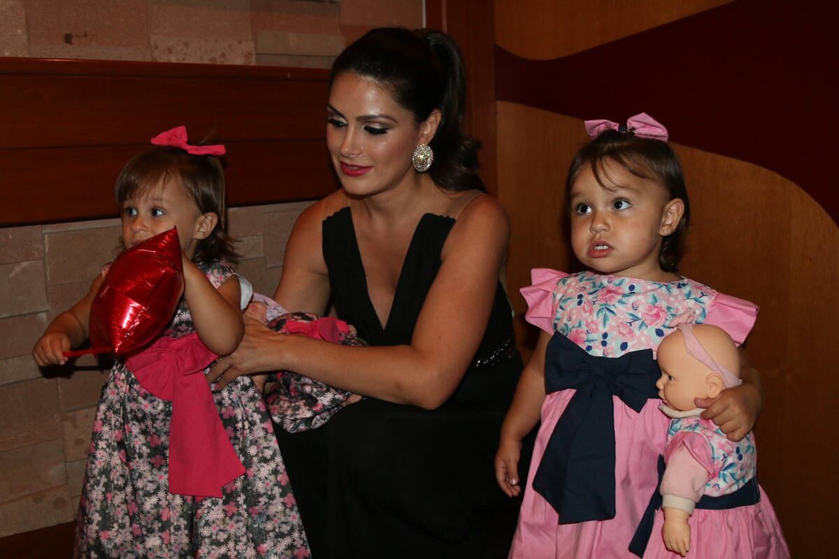 As filhas de Leandro e Natália roubaram a cena na plateia