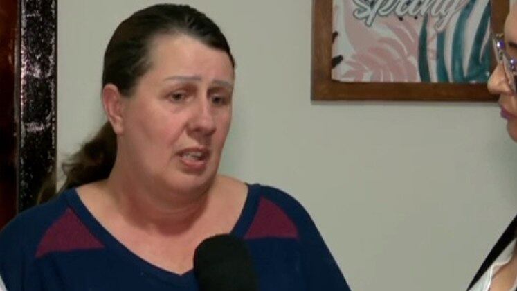 Marcileia Ballock, mãe da vítima, afirma que já havia pedido para a filha se separar de Kelber, mas, toda vez que isso acontecia, o criminoso afastava Jéssica da família. "Ela o amava tanto que não escutava a gente".