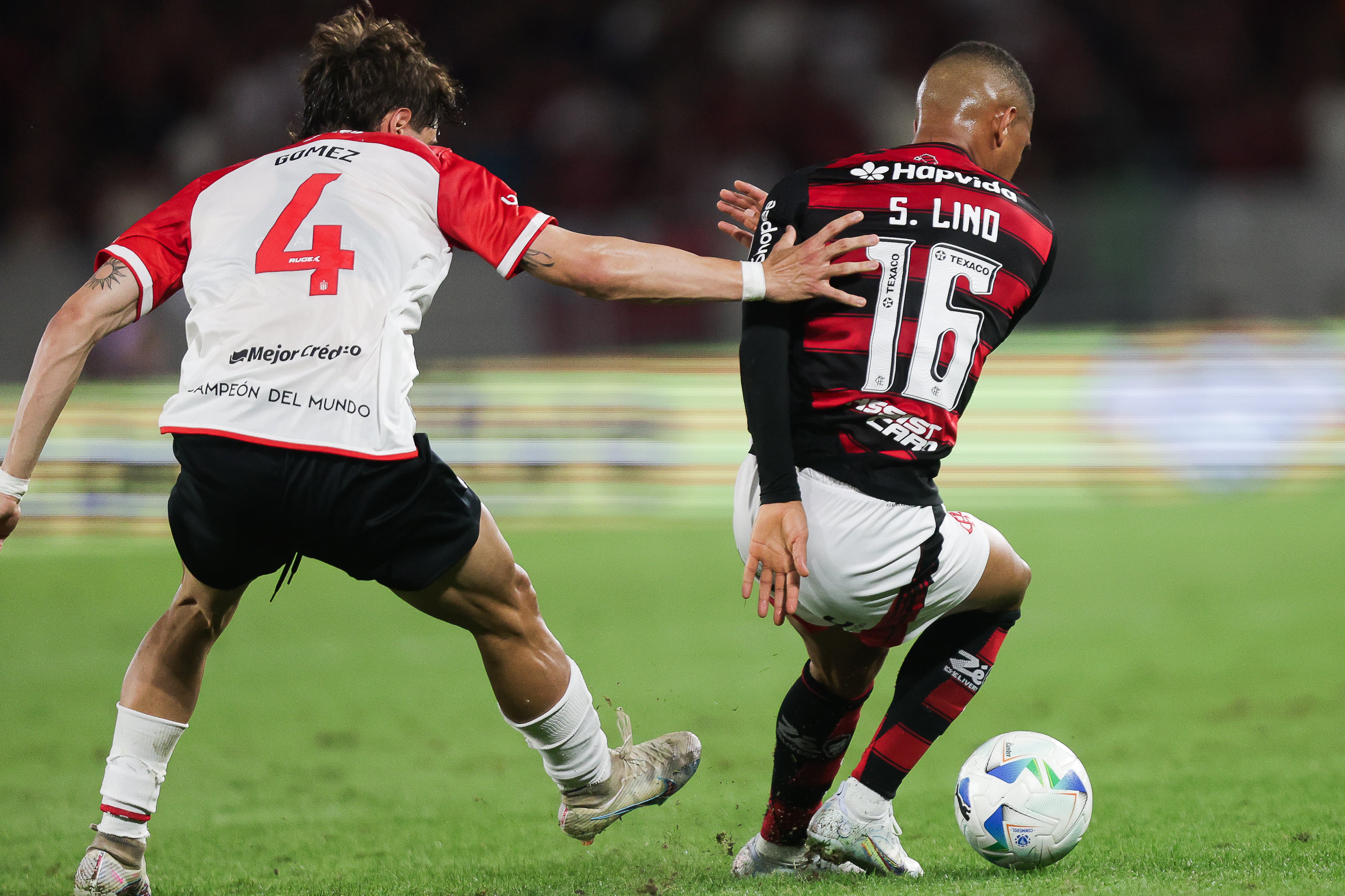 Rubro-Negro venceu o jogo de ida no Maracanã por 2 a 1