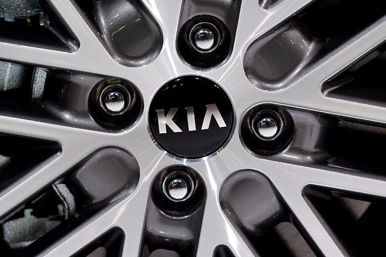 Na Kia, a grande atração é a nova geração do hatch compacto Rio, que finalmente virá ao Brasil em 2017