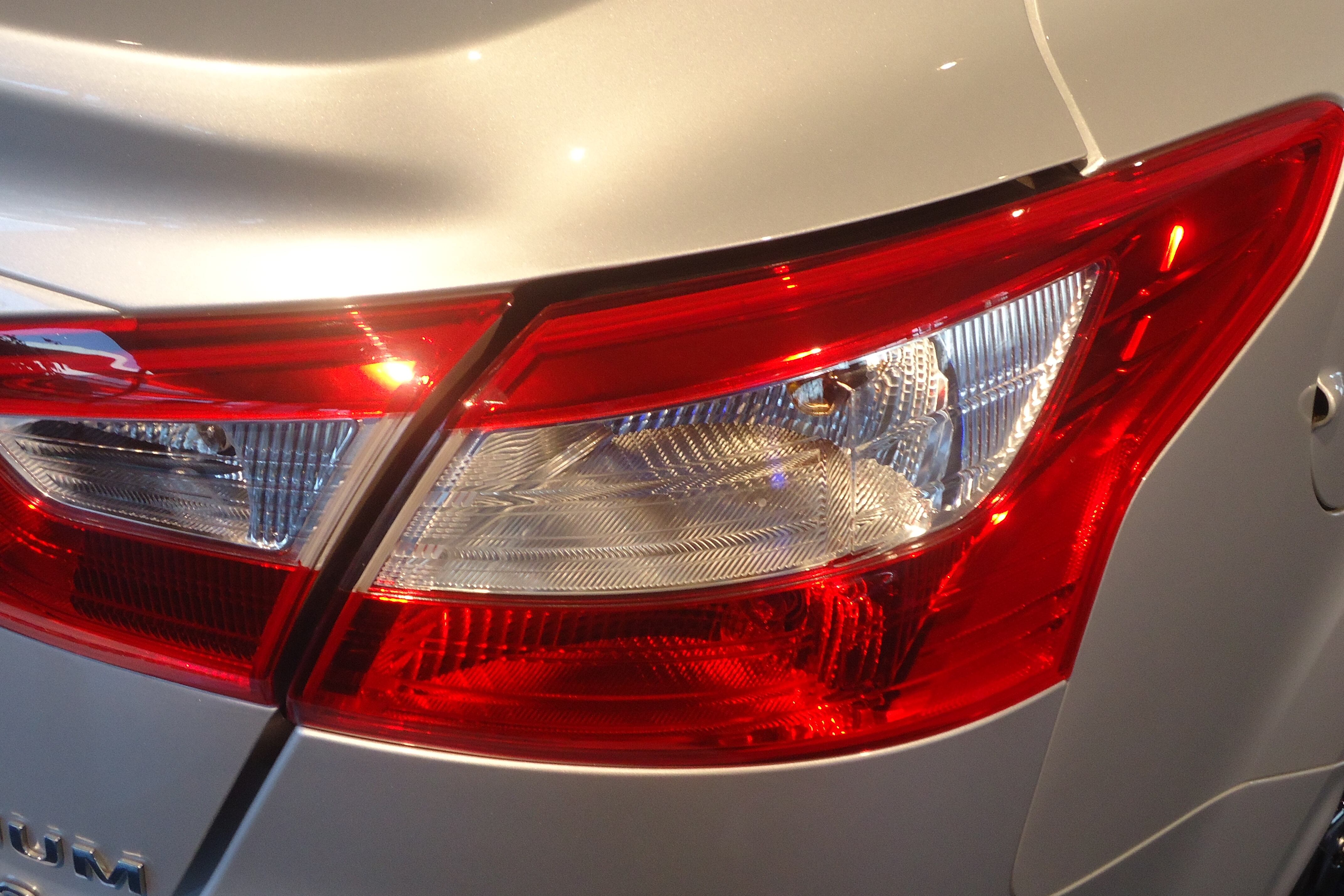 Novo Focus Sedan 2014

Saiba tudo sobre carros! Acesse www.r7.com/carros