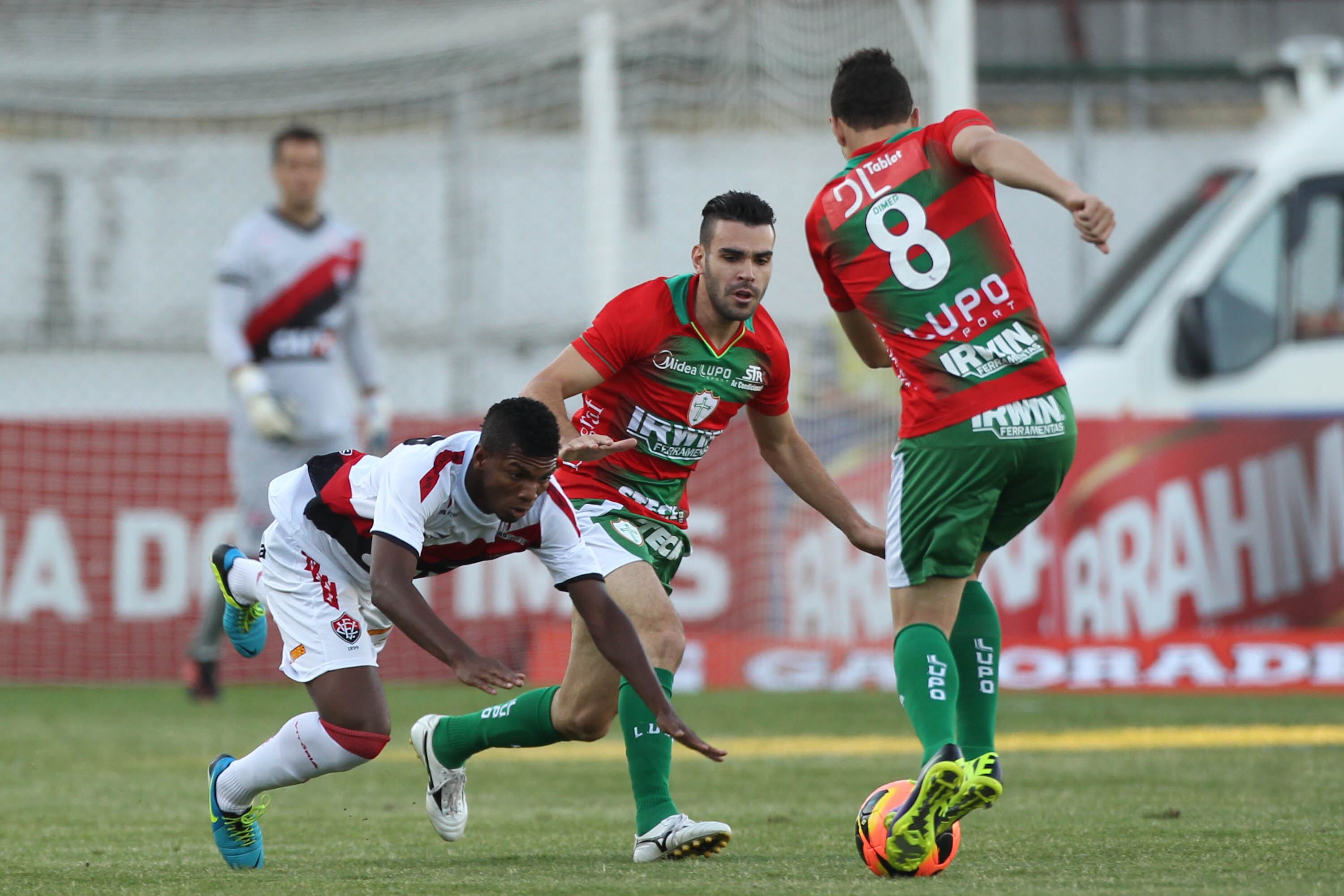 Duelo entre paulistas e baianos terminou em 1 a 1