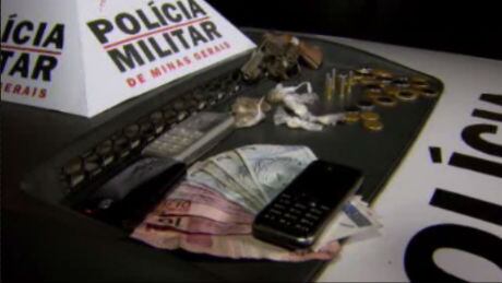 Todo o material apreendido com o trio