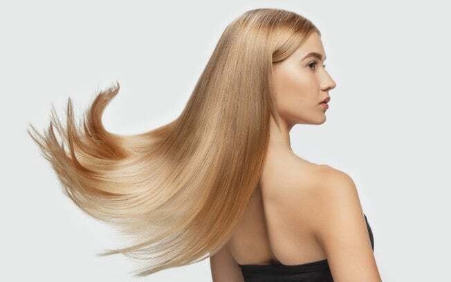 Banho de brilho no cabelo