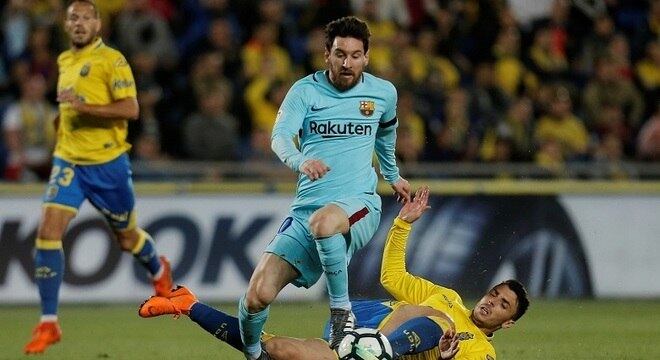 O Barcelona ficou no empate contra o Las Palmas e vê a distância para o Atleti se encurtar