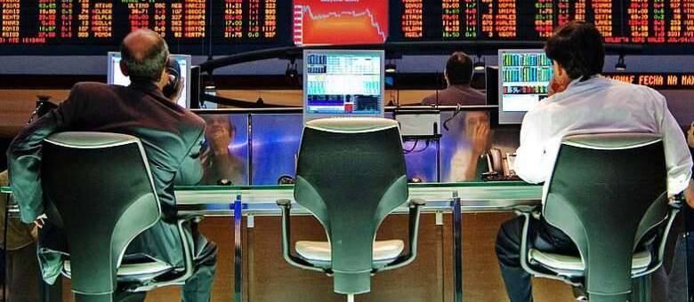 Bolsa de São Paulo chegou a subir 4,8% na máxima do dia