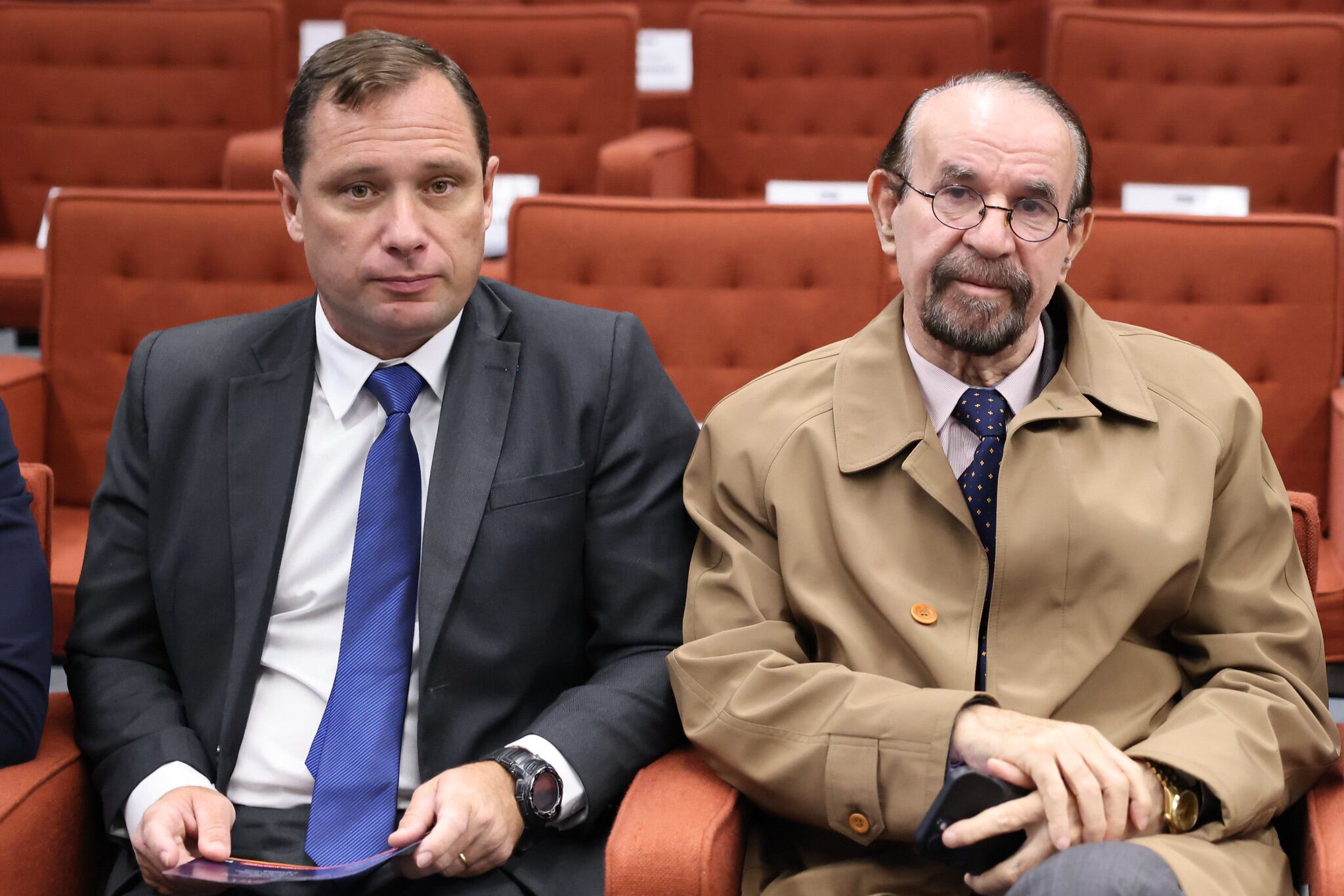 Mauro Cesar Barbosa Cid e Dr. Cezar Roberto Bitencourt