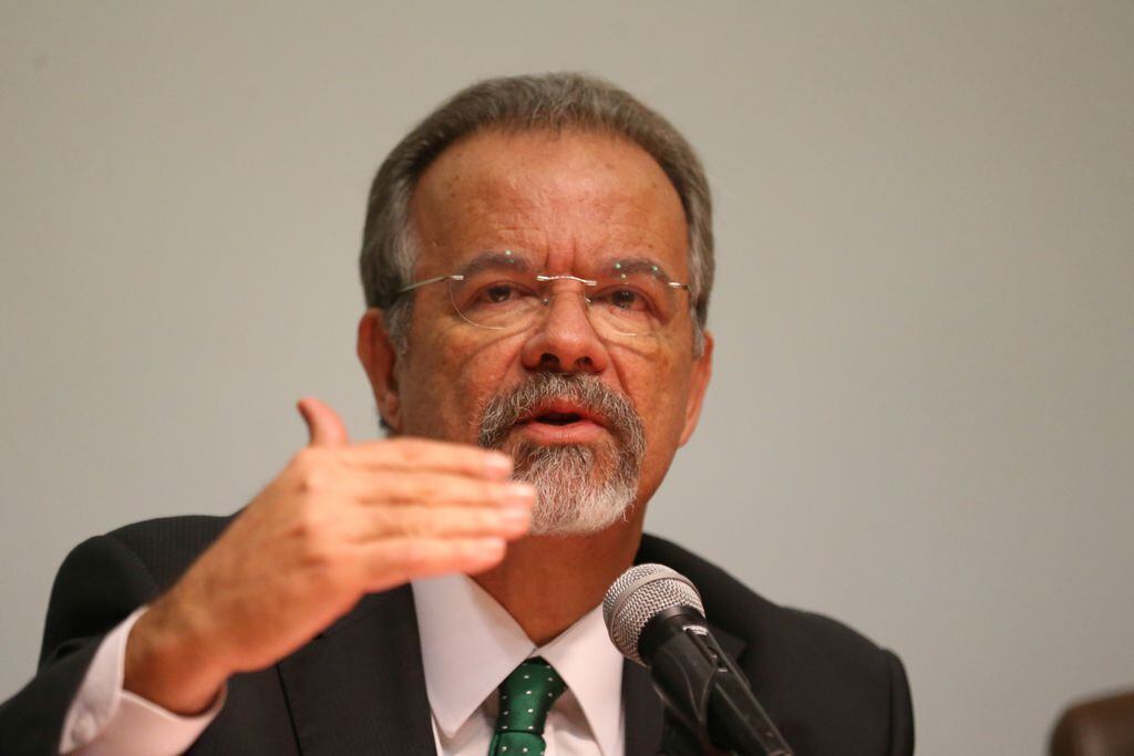 Jungamann é ministro da Segurança Pública