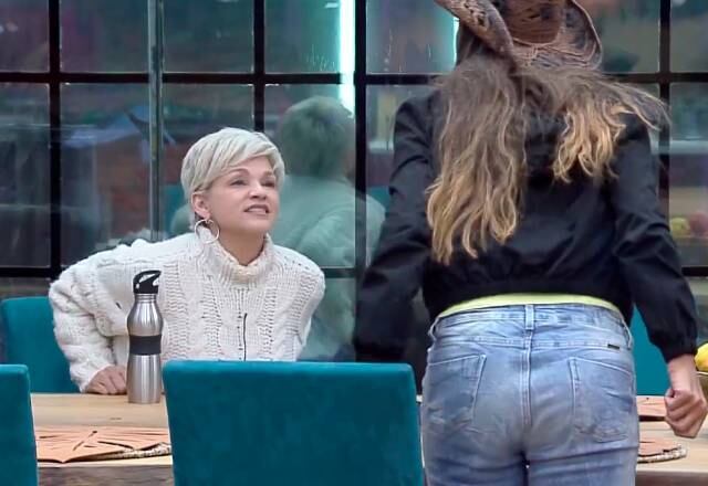 Tretas
O confinamento de A Fazenda gera grandes conflitos entre os peões e rende muita discussão! Qualquer situação é motivo de uma treta. E a gente nem gosta de um barraco, né?!