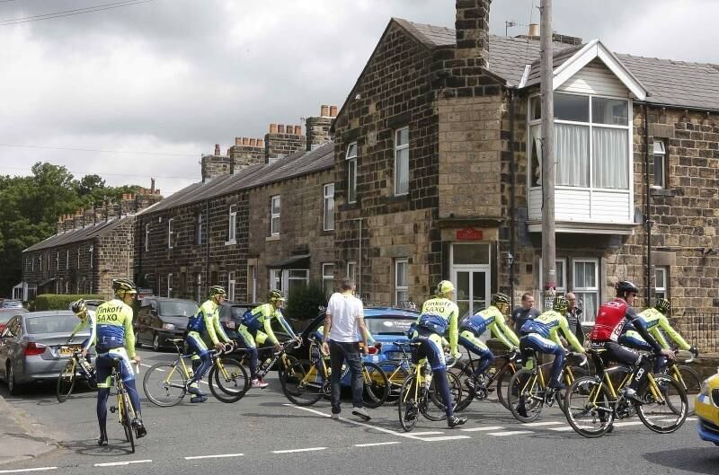 Ciclistas treinam em Leeds, na Inglaterra, para o Tour de France. A competição
de ciclismo é uma das mais importantes do gênero e começará em 5 de julho