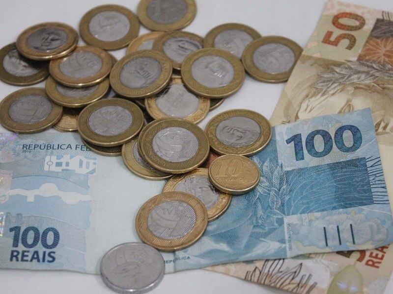 Outras metas são viajar e reformas a casa