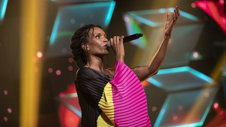 Caxangá, de Milton Nascimento
Se você é fã da música brasileira e quer esquentar seus dias, o hit certeiro é Caxangá, de Milton Nascimento. A canção foi um sucesso na voz de Nath Rodrigues e temos certeza que a interpretação esquentou o palco!