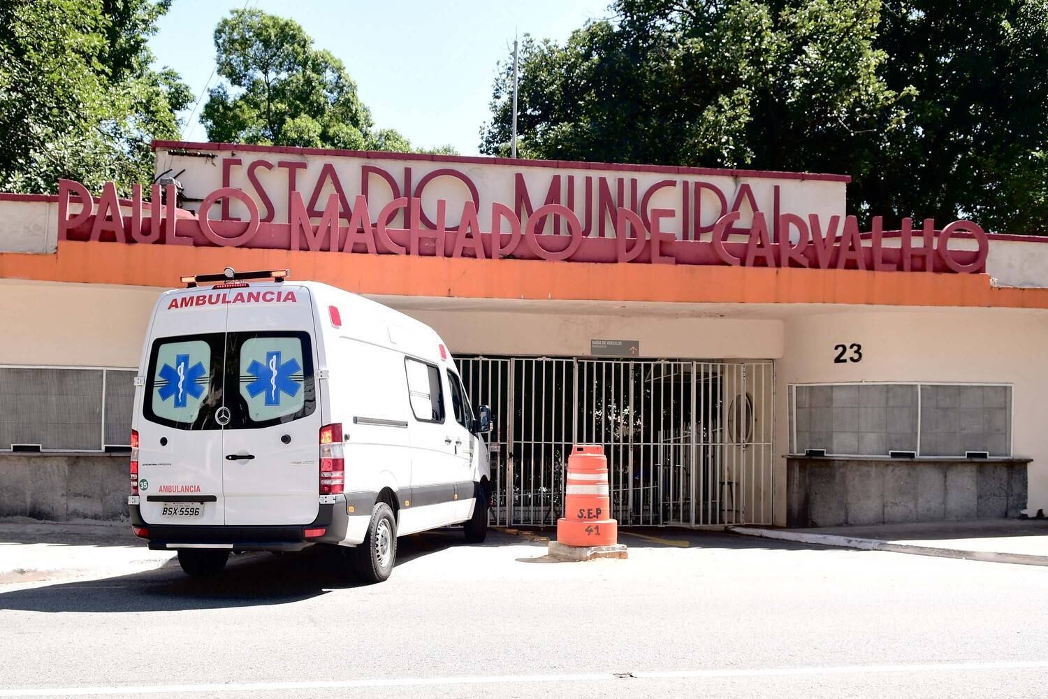 Hospital emergencial começou a receber pacientes