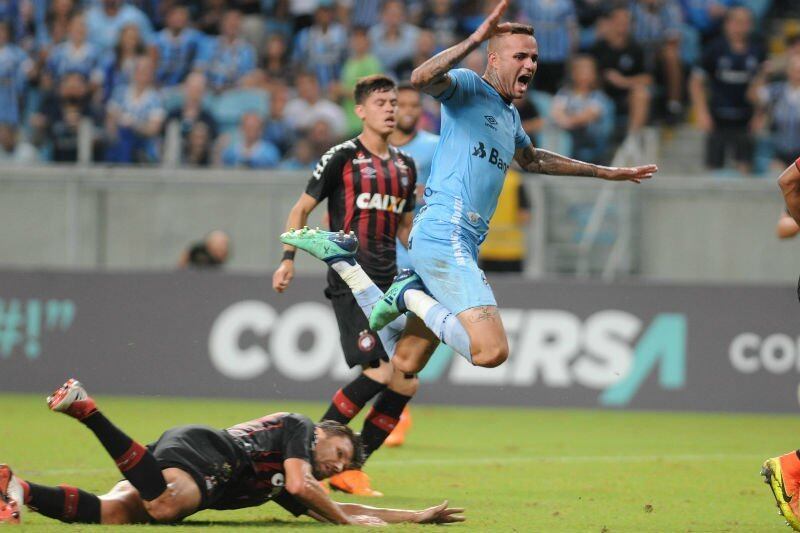 Grêmio deve ser ousado em contratações para setor de criação Crédito: Ricardo Giusti / CP Memória