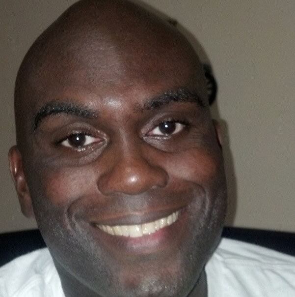 O sorrisão não muda