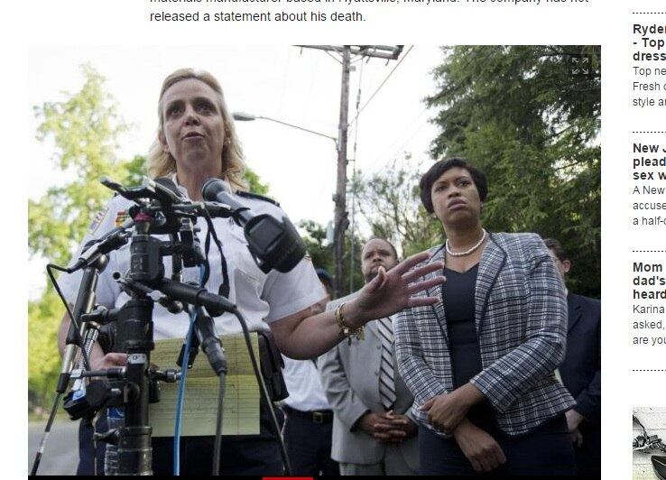 
Em entrevista ao Washington Post, a irmã de Savvas, Debra Masser, disse que havia falado com seu irmão horas antes do crime e tudo parecia estar bem.

— Eu não consigo nem expressar a minha tristeza. Não sei nem o que dizer