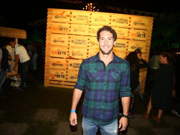 O ex-judoca Flávio Canto também curtiu a noitada