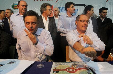 Os dois tucanos participaram de um congresso de prefeitos em Santos