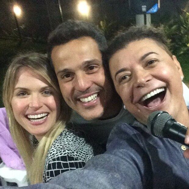 O promoter também é tiete do casal Julio César e Susana Werner. Os dois badalaram juntos pelo Rio de Janeiro após a Copa do Mundo