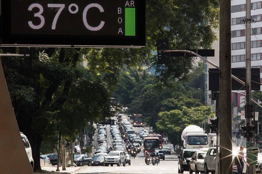 Na região Sudeste, há a expectativa de que exista um aumento moderado das temperaturas médias neste inverno. Entretanto, não há padrão característico de mudança das chuvas