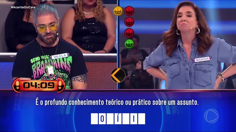 Marisa Orth usa estratégia, derruba Rogério Vilela e vence o Acerte ou Caia!