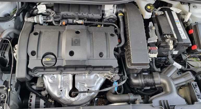 208 Roadtrip traz o já conhecido 1.6 EC5, que entrega sete 113 cv
