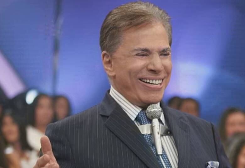 Mas sua equipe na emissora está preocupada, pois não há programas inéditos a serem exibidos. No último domingo, já foram ao ar reprises de quadros. A previsão é de que Silvio volte gravar nesta quarta-feira (24). Como ele já está com 84 anos, sua saúde inspira cuidados

+ Zilu relembra a traição de Zezé Di Camargo: "Levei um tiro na alma". Veja as fofocas da Hora da Venenosa!