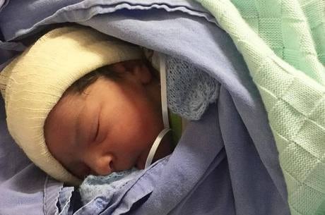 Antônia Fontenelle mostrou a primeira neta, Charlotte