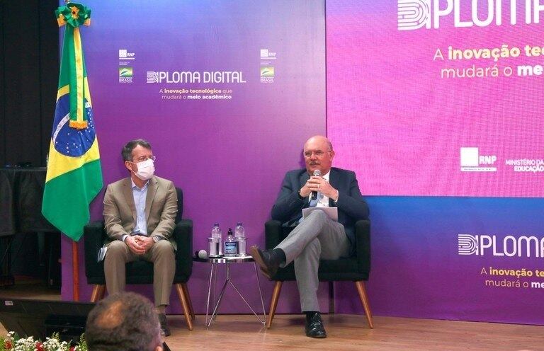 Ministro Milton Ribeiro no lançamento do Diploma Digital