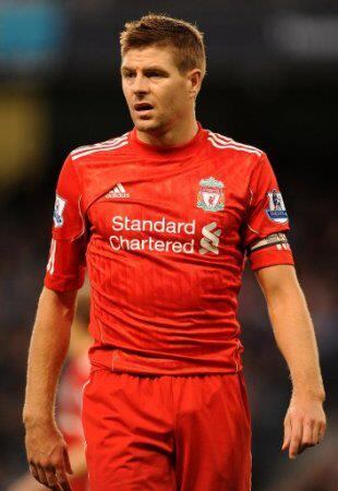 Steven Gerrard tem um estilo elegante dentro de campo