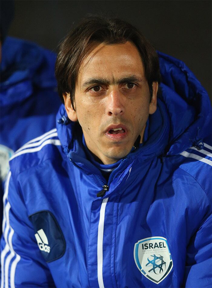 Yossi Benayoun passou por grandes equipes na Inglaterra: Liverpool, Arsenal, Chelsea entre outros. Agora o meio-campo procura uma nova oportunidade. Ele negocia uma vinda ao Crystal Palace, mas o acordo com o time ainda não foi fechado