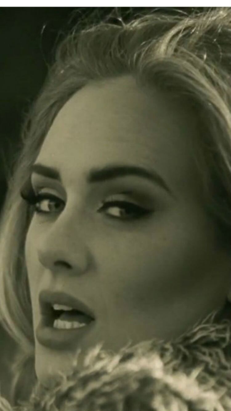 Adele
Premiada por 15 categorias no Grammy, Adele também ganhou um Oscar com a música Skyfall, do filme 007 — Operação Skyfall