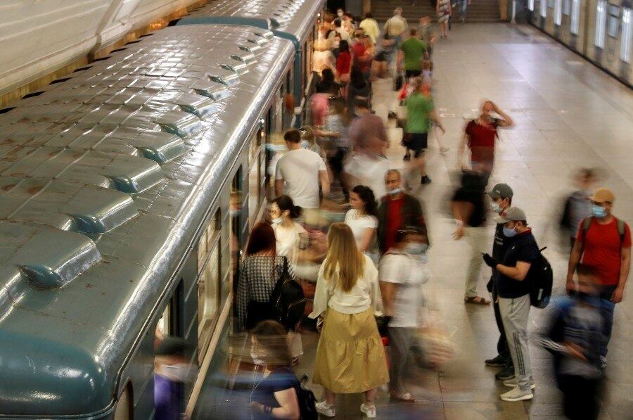 Programa será instalado em 240 estações no metrô da capital russa
