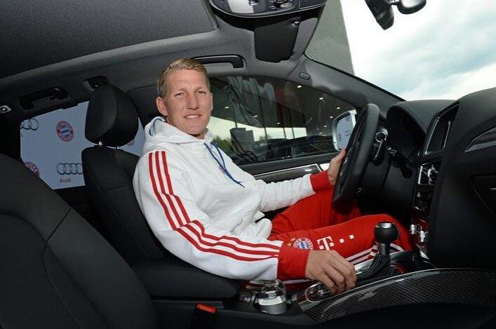 Mas não foi só diversão. Mais do
que isso. Os atletas levaram um carro para casa!