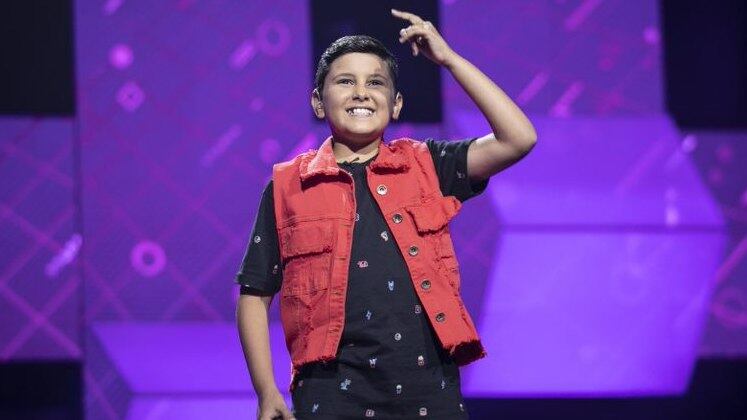 Luis Miguel conquistou todos os especialistas em duas apresentações no
Canta Comigo Teen. O carioca optou por Não Aprendi a Dizer Adeus, de Leandro & Leonardo e mostrou que também tem
o dom de cantar em espanhol com a música La Barca, de Luís Miguel