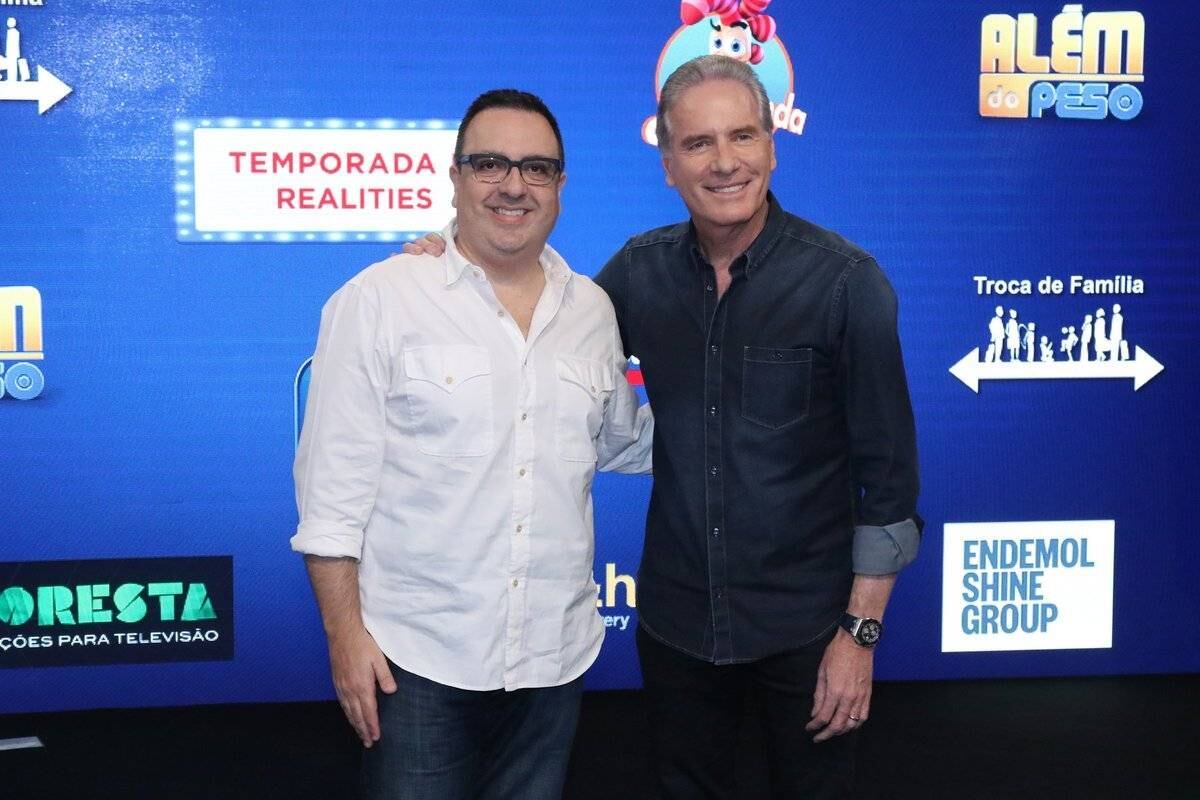 Rodrigo Carelli, diretor de A Fazenda, comemorou o sucesso de mais uma edição do reality show. Em entrevista exclusiva ao R7, ele contou como é estar à frente de um programa tão intenso, que na noite desta terça-feira (8) revelou o ator Douglas Sampaio como grande campeão
+ Roberto Justus anuncia a nona edição do reality A Fazenda
+ Douglas Sampaio é o campeão de A Fazenda 8. Relembre a participação do vencedor
+ Ana Paula compara segundo lugar com amputação: "Cortam seu pé"
+ Veja os bastidores da comemoração de Douglas Sampaio, vencedor do reality A Fazenda 8
+ Veja fotos dos bastidores da grande final de A Fazenda 8
+ Veja as expressões de Ana Paula Minerato, vice-campeã de A Fazenda 8