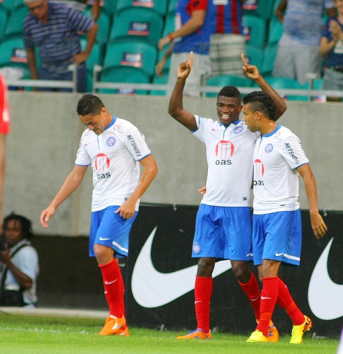 Bahia vence e respira no Campeonato Brasileiro
