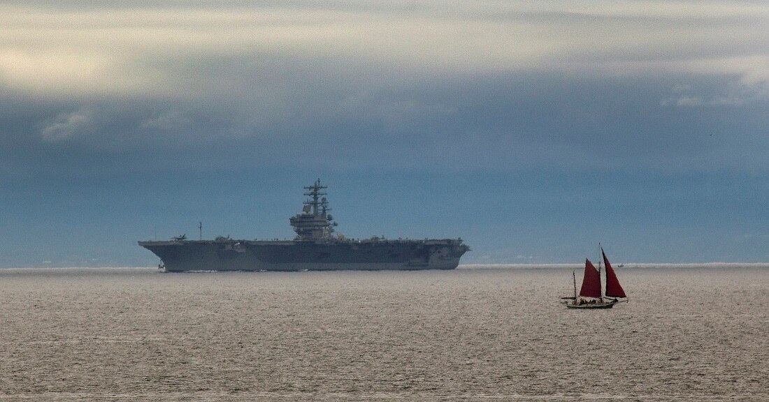 USS Ronald Regan é um porta-aviões com capacidade nuclear