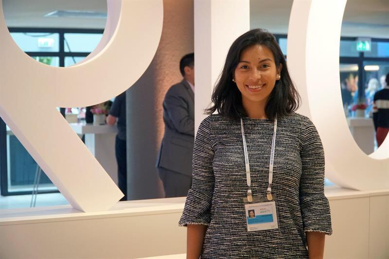 Daniela Arias usa insetos para criar alimentos