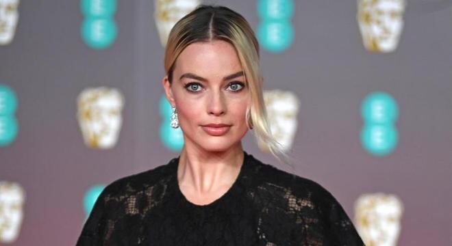Margot Robbie representou Brad Pitt durante a premiação