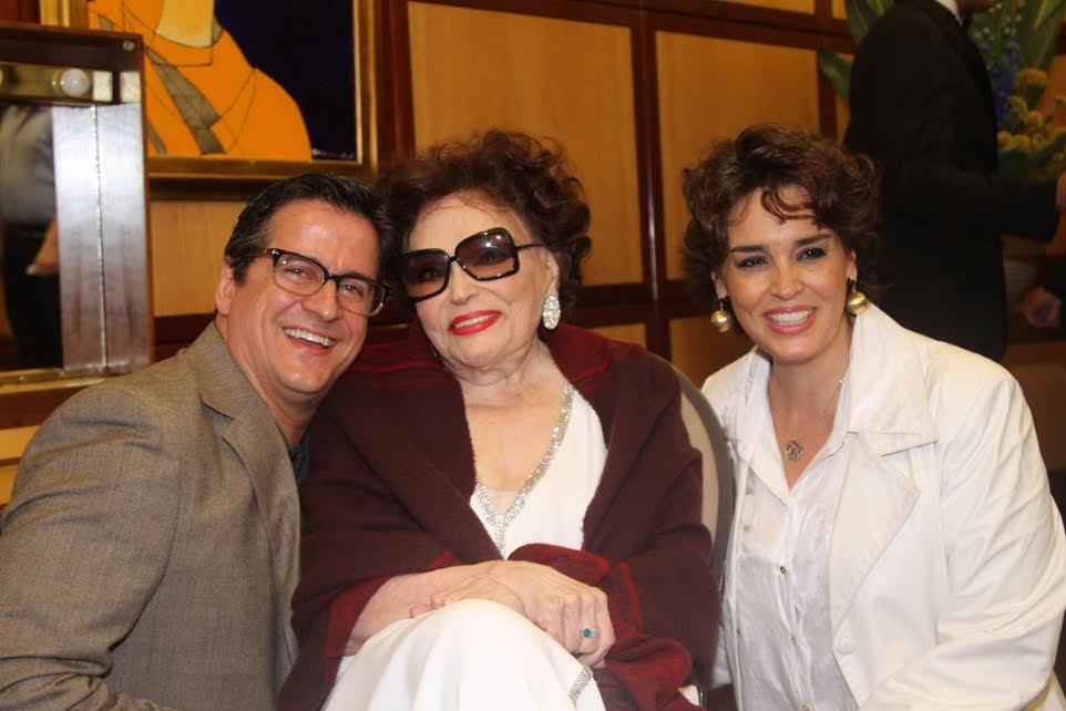 Leopoldo Pacheco e Suzy Rego tietaram a atriz