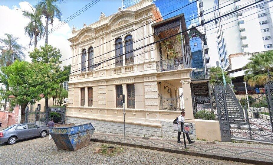 A universidade Una, localizada na rua Aimorés, é um dos pontos que funcionará até às 20 horas