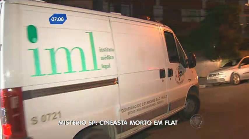 Por causa das novas informações, a Polícia Civil também trabalha com a hipótese de suicídio. O caso será investigado pelo DHPP (Departamento de Homicídios e de Proteção à Pessoa)