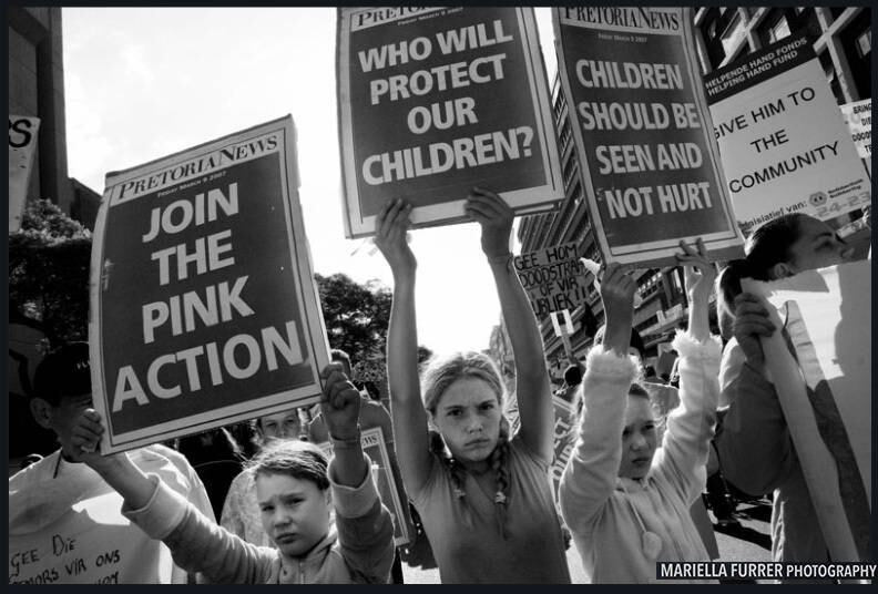 Crianças ficam expostas à violência doméstica e sexual e aumentam os riscos de morte por maternidade precoce ou por HIV