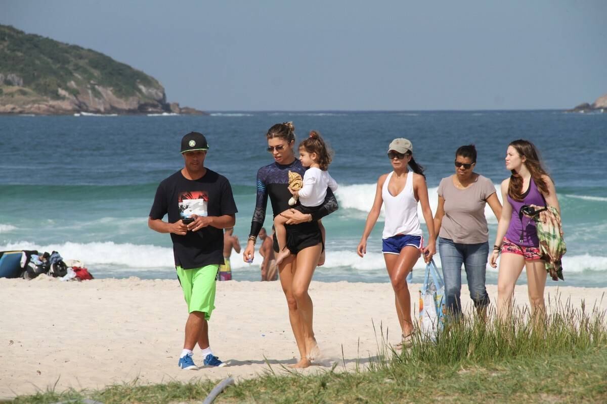 Grazi se juntou aos amigos