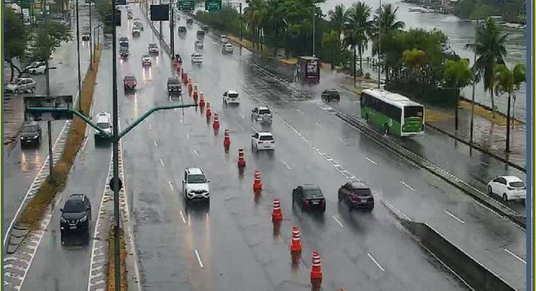 Chuvas continuam causando transtornos em cidades do norte e noroeste